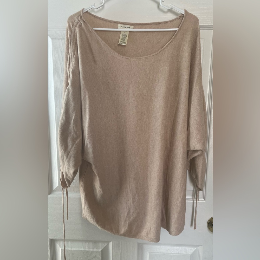 Max Studio Tan Knit Lightweight Sweater